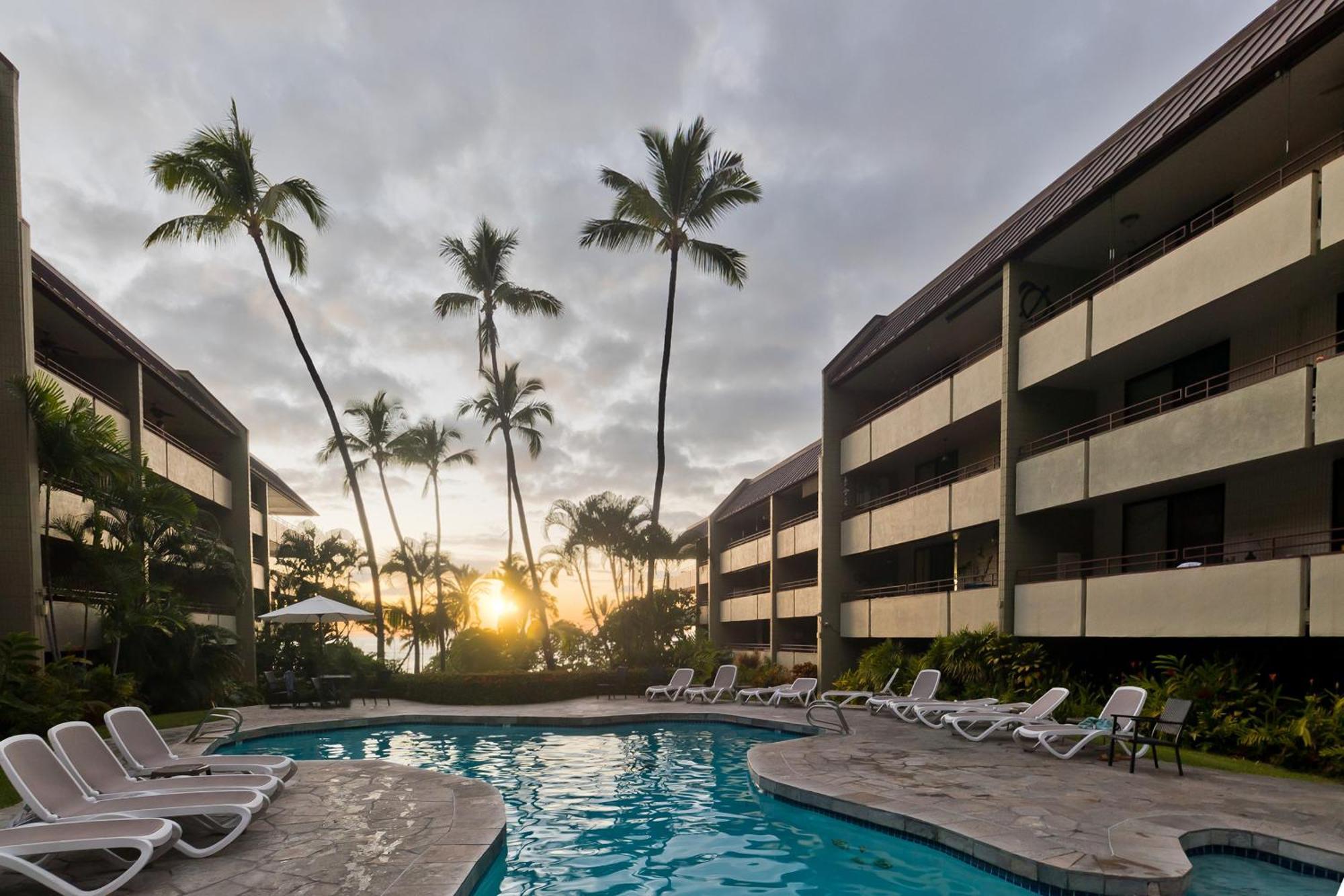 Family Getaway - Lava Room At Magic Sands Beach Kailua-Kona Exteriér fotografie